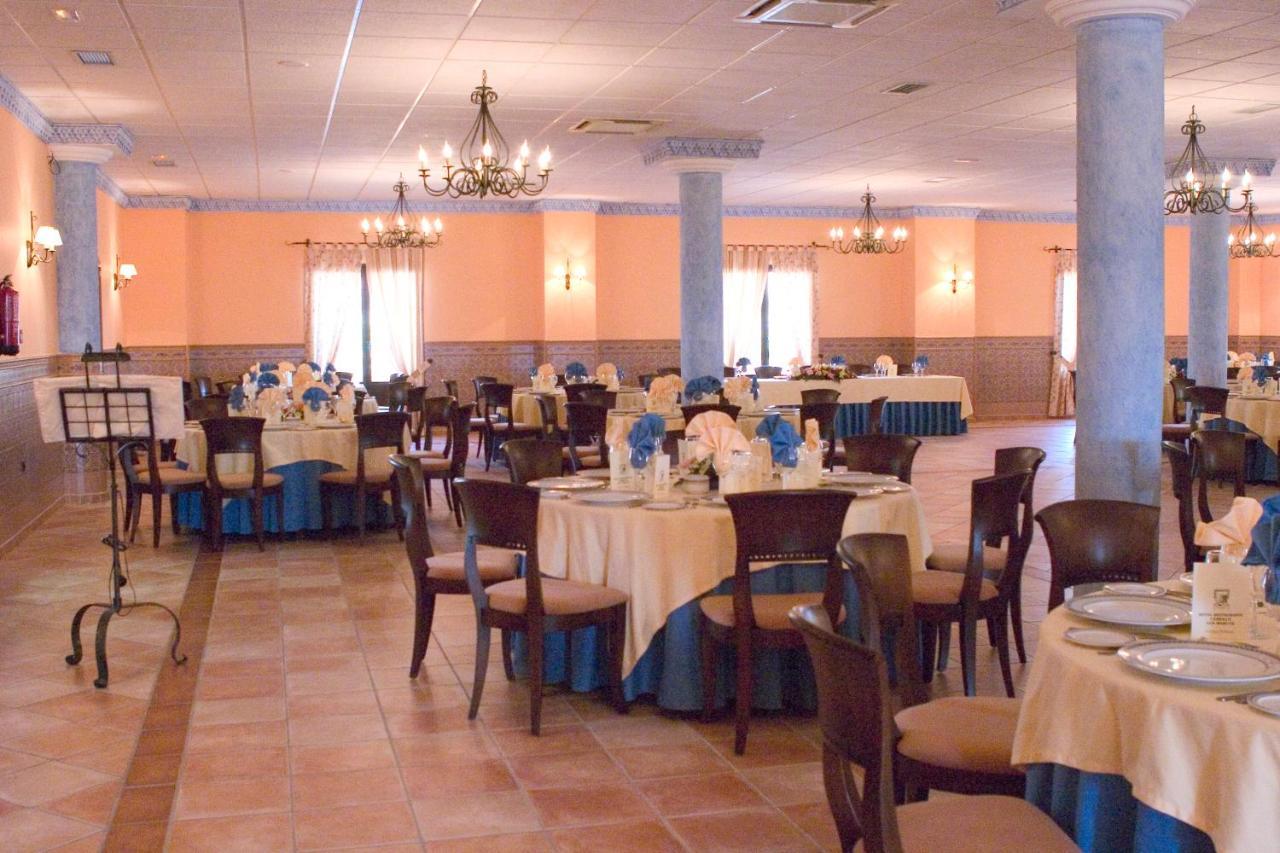Hotel-Restaurante Cerrillo San Marcos Diezma Exterior foto